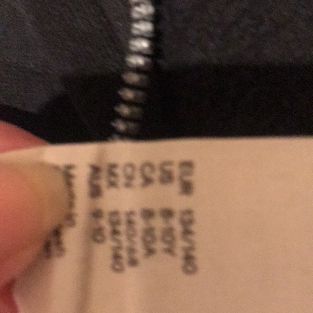 3/15$ H&M Cozy Black Kids Hoodie Jacket - Picture 6 of 6